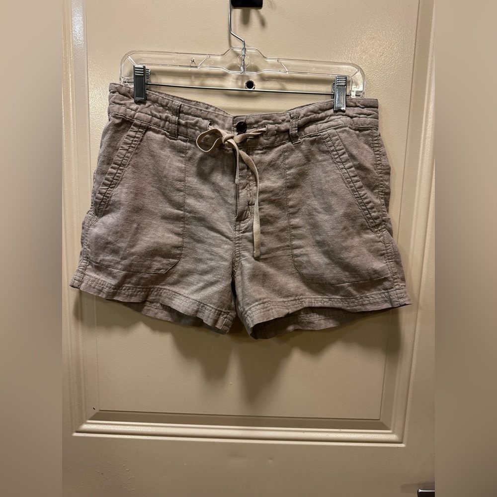 Patagonia Hemp Organic Cotton Blend Shorts Oatmeal Color Size 8 | outdoor casual
